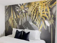 Designer suite with a Pool Table/Xbox/Arcade/Jumbo Jenga Hotels in Airdrie