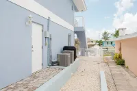 4 Bedroom,4 Bath, Private Pool, 37 and 1/2 foot Dock!