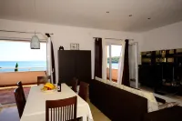 Extraordinary 3bed/3bath villa, with sea views,pool and hot tub for 8
