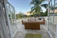 Garden of Light,Charming Oceanfront Villa,Tiki Huts& Generator,10% off 7+ nights Hotel a North Palmetto Point