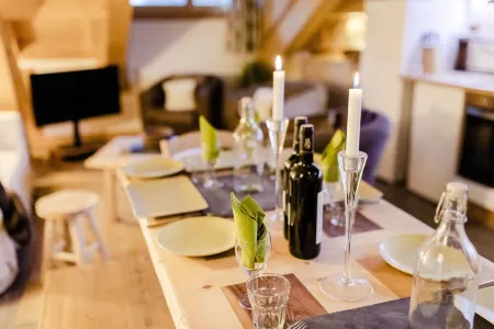 Apt Ella - a new 2 bed duplex in Les Alberts (Montgenevre) Отели рядом с достопримечательностью «Montgenevre Ski Resort»