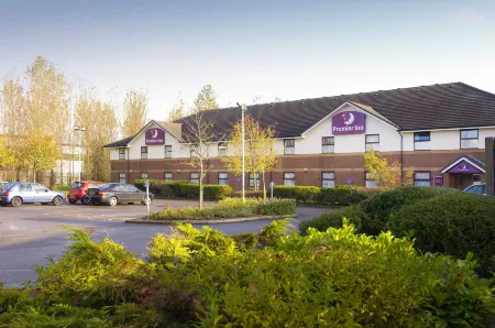 Premier Inn Liverpool (Tarbock) Отели в г. Спик