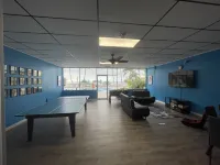 Eclectic Easeful Stay At The Keys!