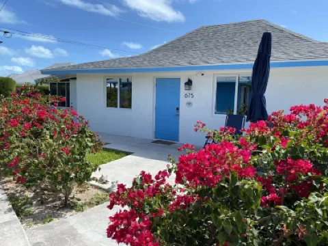 Beach Villa 675 Hotels in 