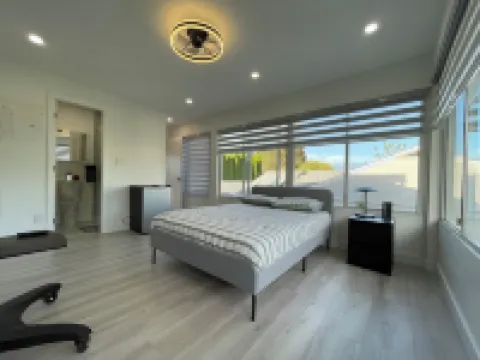 Cozy , spacious and comfortable house. Pet friendly! And close to everything!!! チリワックのホテル