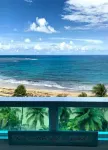 Amazing Ocean views beachfront apartment!