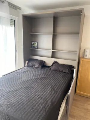 Beautiful studio by the beach