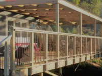 EcoFarmstayNZ Retro-style cottage Hotels in Porirua