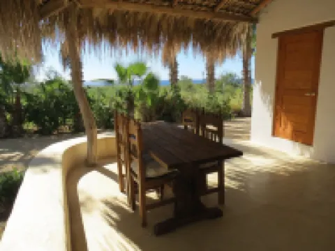 Villa Gardenia - Casa Jazmín directly on the sea