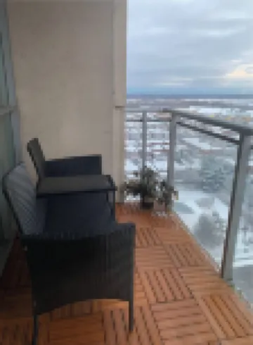 Chic Downtown Mississauga Condo | 5 Min Walk to Square One!