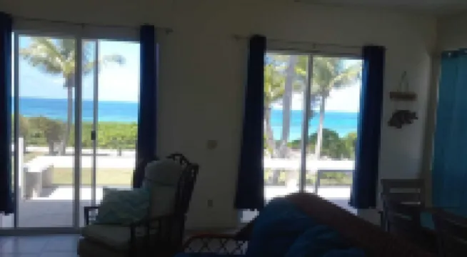 Incredible 4 Bedroom Villa-Ocean Front with a Dock!  15% May Discount!
