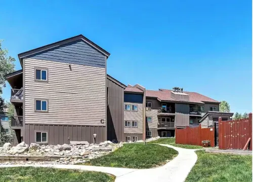 1Bd/1BA - Alpenglow Chalet with AC, Pool, & on the Free Bus Route Các khách sạn ở Steamboat Springs