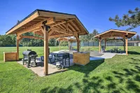 Waterfront Sandpoint Condo Lake Access! - Pool