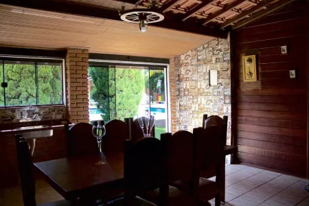 Large house on gated community | Near Parachuting Отели в г. Бойтува