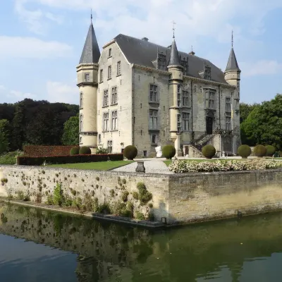 Kasteel Schaloen Hotels near Thermae 2000