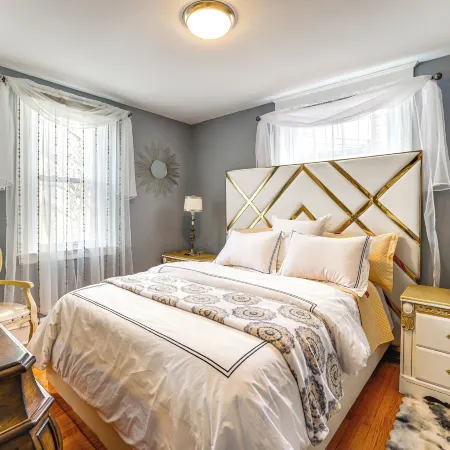 3 Mi to Penn: Pet-Friendly Townhome in Yeadon!