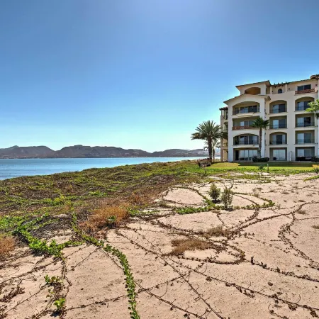 Paraiso del Mar Resort Condo Water Taxi to la Paz