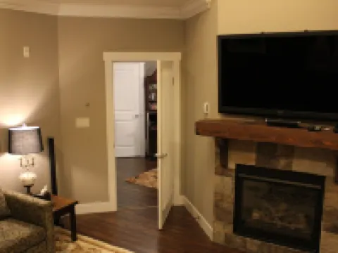Brookside Inn Boutique Hotel Hotels in Abbotsford