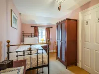 Amber Cottage Hotele w: Lower Holker