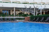 Hotel Los Robles - Beach