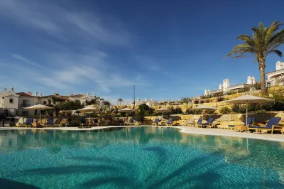 Dunas Douradas Beach Club فنادق في Almancil
