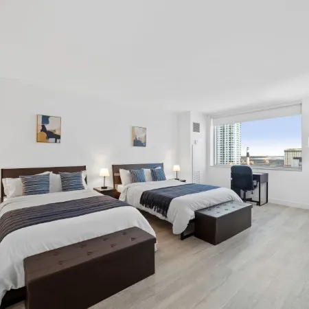 CozySuites at Showboat Bold Beachfront Condo