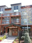 Updated 1Br Premier  at Black Bear Lodge- Kids Ski Free 1 Bedroom Condo by RedAwning
