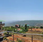 The Gren Villa Valley View Hotels in Machutar
