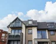 7 Warren Edge Close - 4-Star