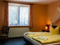 Landhotel Alt-Jocketa Hotels in Pöhl
