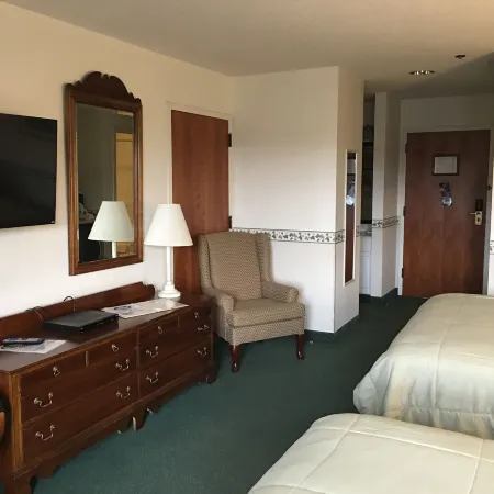 Camden Riverhouse Hotel and Inn