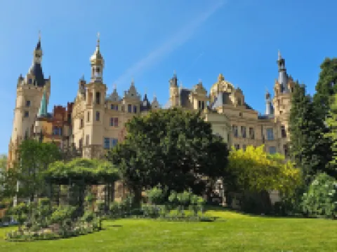 ワインハウス ウーレ シュヴェリーンのホテル