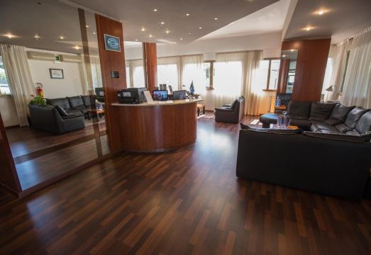 5. 호텔 로시 도마..