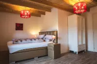 Hotel Restaurant Roerdinkhof - Homestays