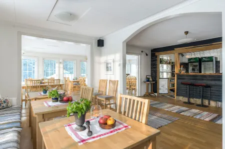 Villa Bro Отели в г. Munkedal