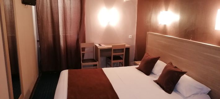 Logis Hôtel Saint Jacques Hotels in Valence