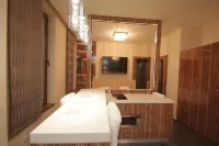 Hotel Vadászkürt Superior Hotels in Szekesfehervar