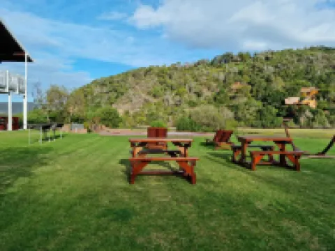 ソールト リバー ロッジ パラダイス周辺のホテル