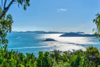 Blue Water Views 16 - 3 Bedroom Penthouse with Ocean Views