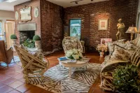 The Common Man Inn & Spa Hotels in Plymouth