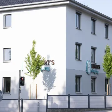 Henrys Sleeping am Augsburger Eiskanal