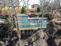 Stay above it All! Modern Home on Missionary Ridge - spa