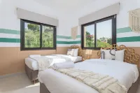 Glow Studios & Apartments in Batroun Hotels in Enfeh
