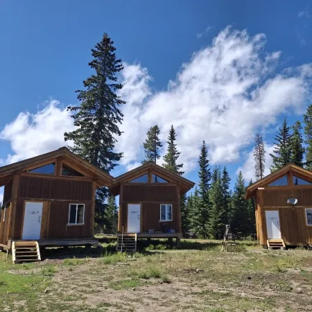 Red Cariboo Resort