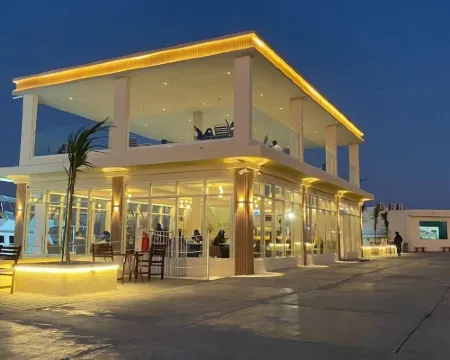 Dolphin Beach Resort Hoteles en Yanbu