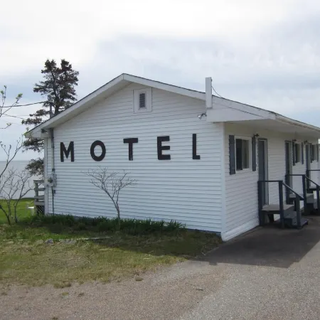 Baybreeze Restaurant and Motel Отели в г. Шарлотт