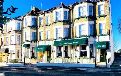 Ilfracombe House Hotel - Near Cliffs Pavilion Hotels in 