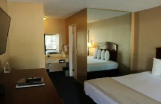 藍湖@天堂村旅館