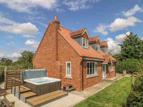 Wayside Cottage - Jacuzzi