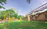 Narmada Hills Resort - parking